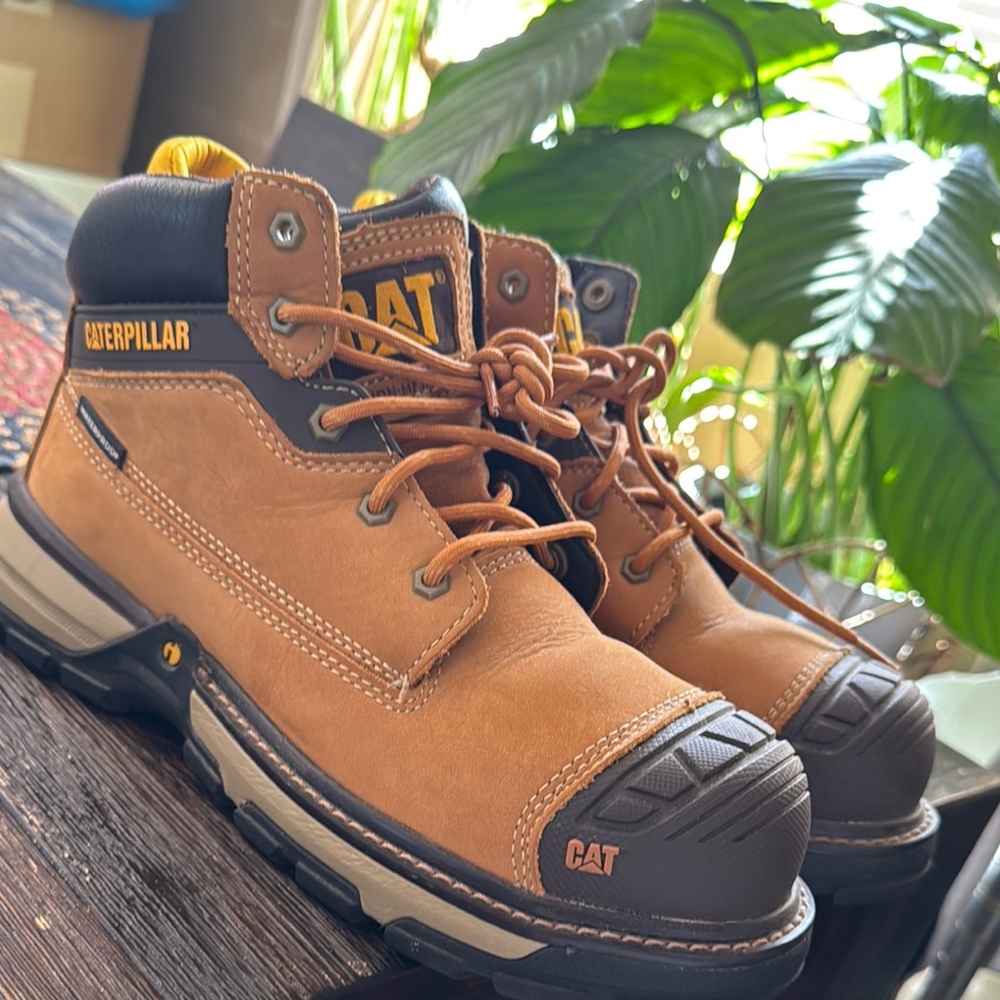 Caterpillar Tan and Black Work Boots